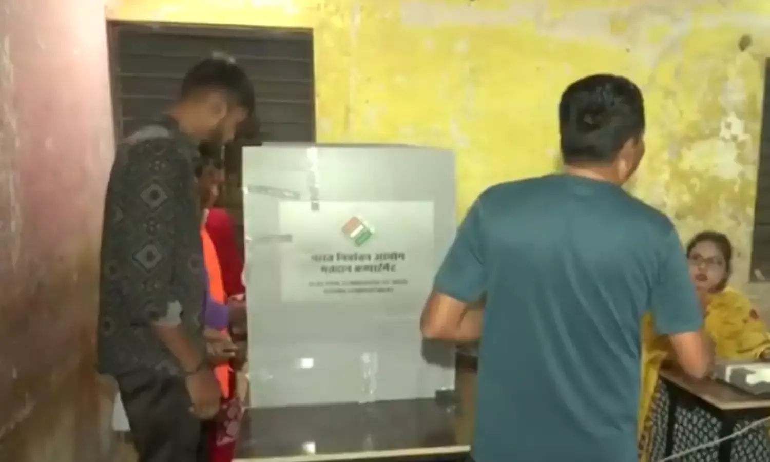 आज ईवीएम में दर्ज हो रहा महापौर, अध्यक्ष व पार्षदों का भाग्य, शाम 5 बजे तक होगा मतदान, 15 को मतगणना