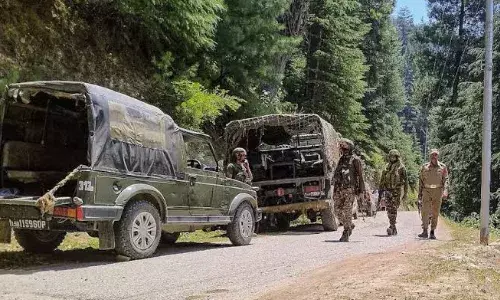 अखनूर में LoC के पास सेना कर रही थी गश्त, तभी हुआ आईईडी ब्लास्ट, दो जवान शहीद