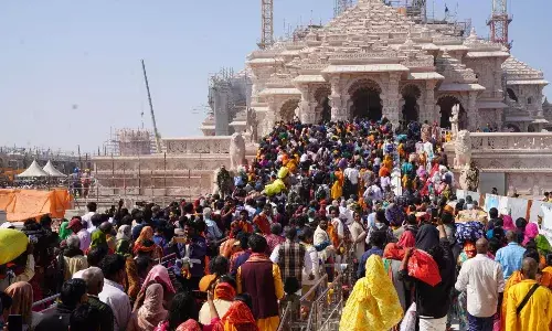 माघ पूर्णिमा पर लाखों श्रद्धालुओं ने सरयू में लगाई आस्था की डुबकी, 26 जनवरी से अब तक 1.5 करोड़ श्रद्धालु पहुंच चुके हैं अयोध्या…