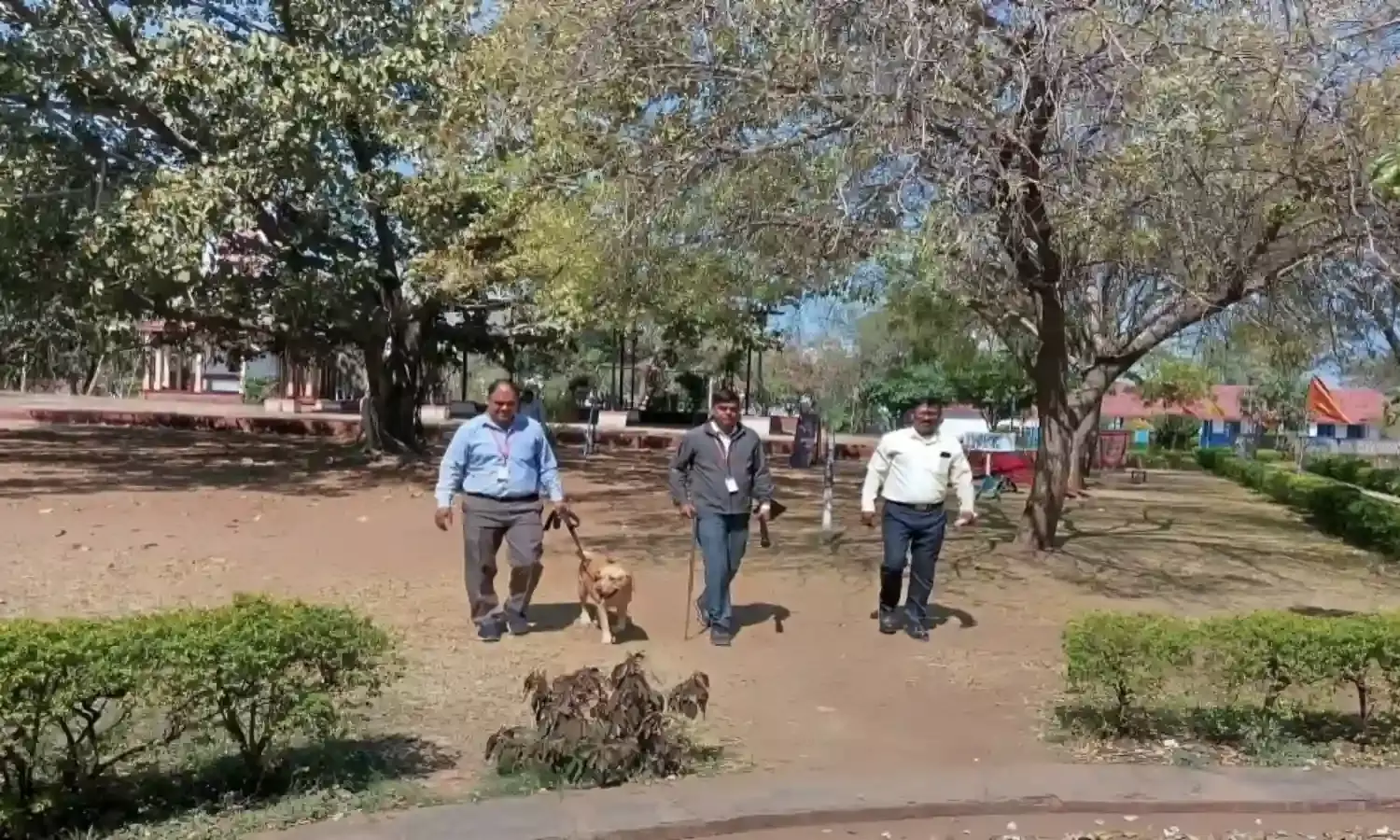 पिपलानी में निजी स्कूल को बम से उड़ाने की धमकी, 15 मिनट में खाली किया गया स्कूल, पुलिस और एटीएस जांच में जुटे