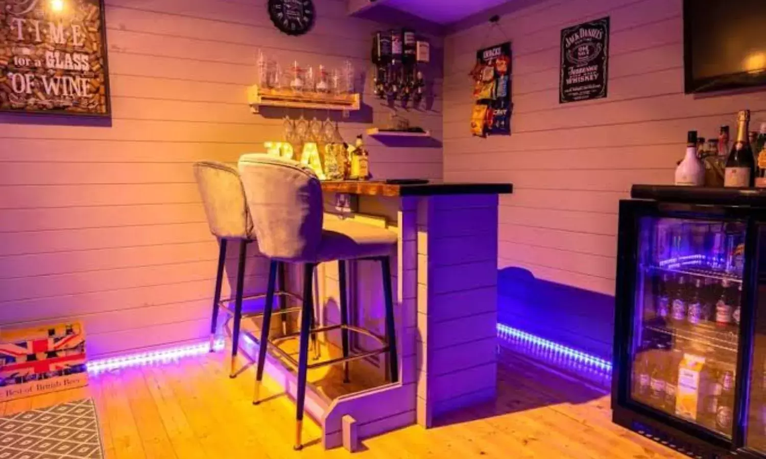 मिनी बार खोलने को मंजूरी, नई शराब नीति की अधिसूचना जारी मिनी बार खोलने को मंजूरी, नई शराब नीति की अधिसूचना जारी