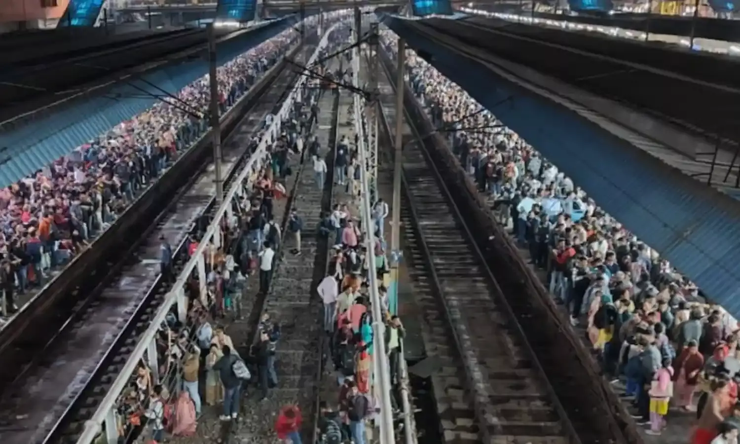 Delhi Railway Station Stampede Delhi Railway Station Stampede