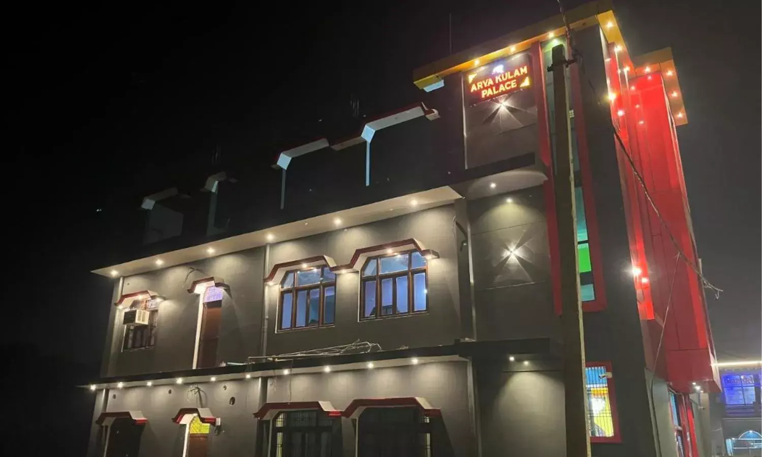 अब तक दिव्य अयोध्या ऐप से 69 लाख लोगों ने होम स्टे की कराई बुकिंग,... अब तक दिव्य अयोध्या ऐप से 69 लाख लोगों ने होम स्टे की कराई बुकिंग,...