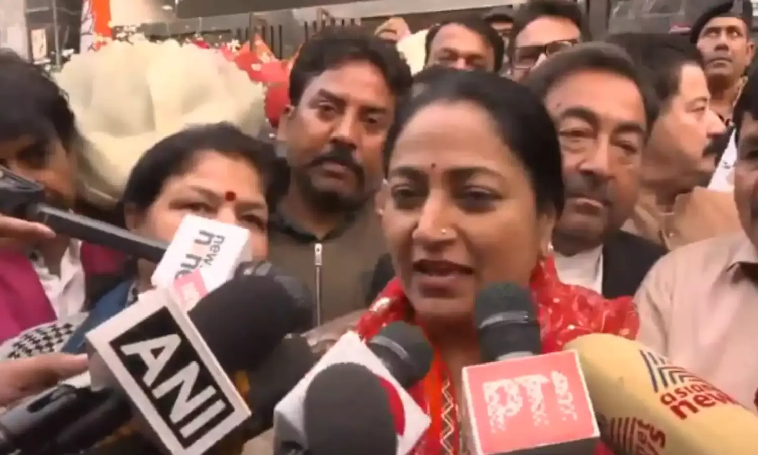 मुख्यमंत्री पद की शपथ लेने से पहले रेखा गुप्ता ने दिखाए तेवर, कहा - एक-एक रुपए का हिसाब लेंगे