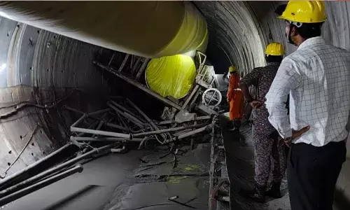 कीचड़, मलवा और जलभराव...8 मजदूरों का रेस्क्यू जारी लेकिन बचाव कार्य में ये बड़ी चुनौतियां