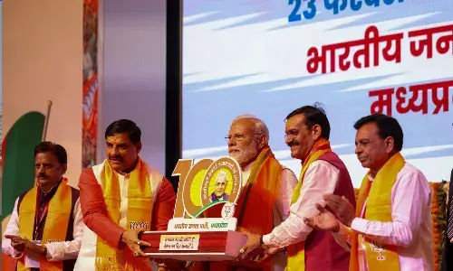 पीएम मोदी ने बीजेपी नेताओं को दिया जीत का अनोखा मंत्र, जानिए सीक्रेट मीटिंग में क्या - क्या हुआ?