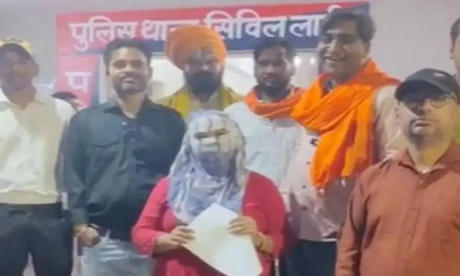 पत्नी ने पति पर लगाया धर्मांतरण का आरोप, बोली- धर्म परिवर्तन का बनाया दवाब; मना करने पर की मारपीट