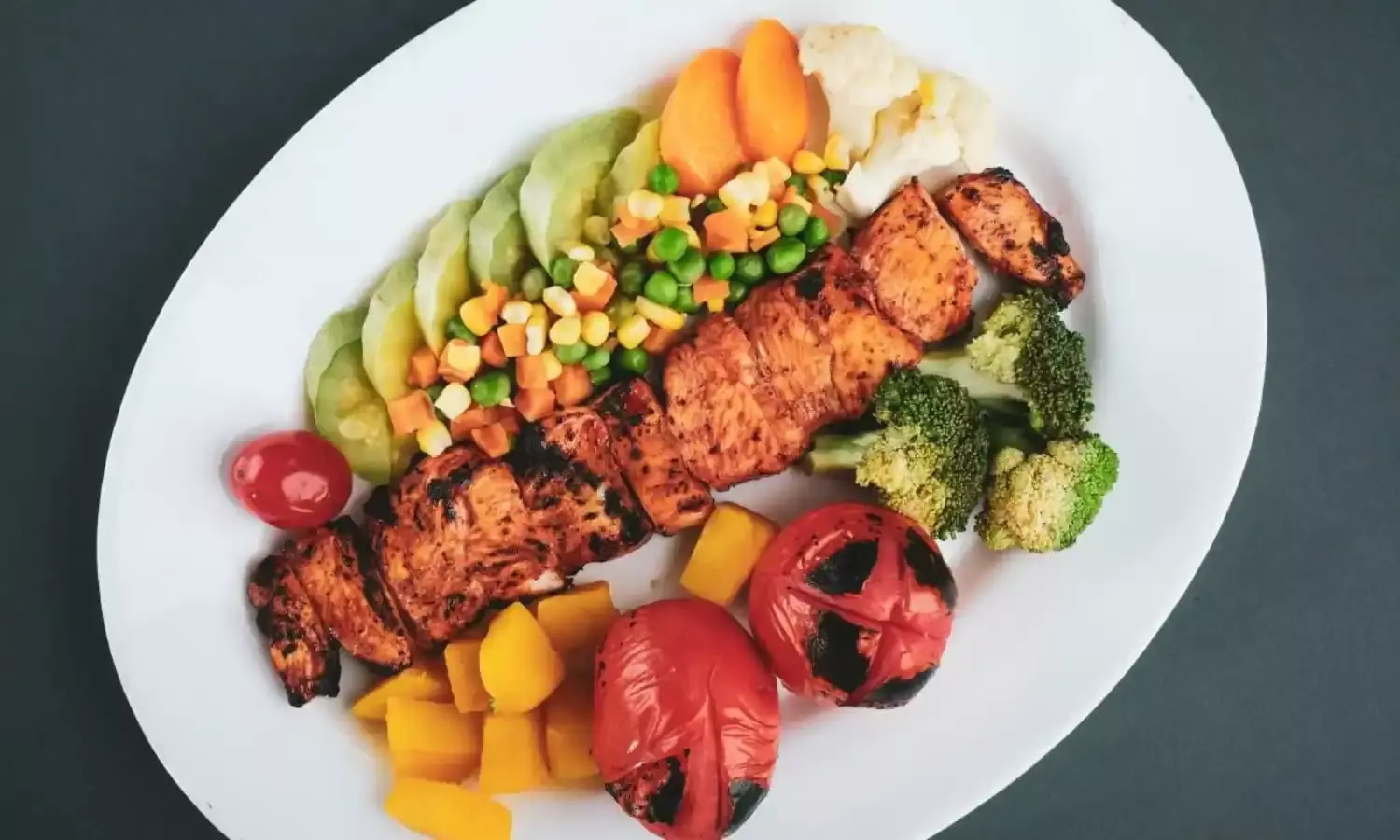 शरीर के लिए कितना प्रोटीन है सही, जानें इससे जुड़ी सारी जानकारी