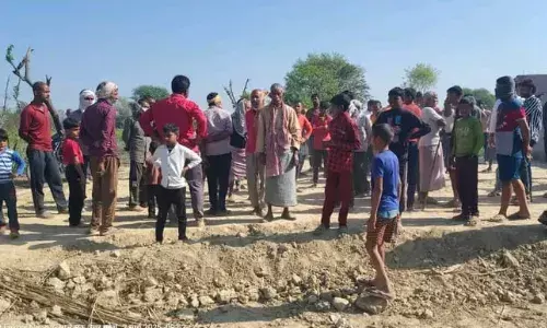 लोकेशन में भी लोचा, छानबीन में 20 किमी दूर, ग्रामीणों में आक्रोश…