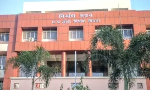 सड़क निर्माण में गड़बड़ी मिलने पर PWD के दो अधिकारियों को शो कॉज नोटिस, 3 फर्म ब्लैकलिस्ट