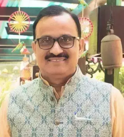 लेखक : प्रवीण कक्कड़