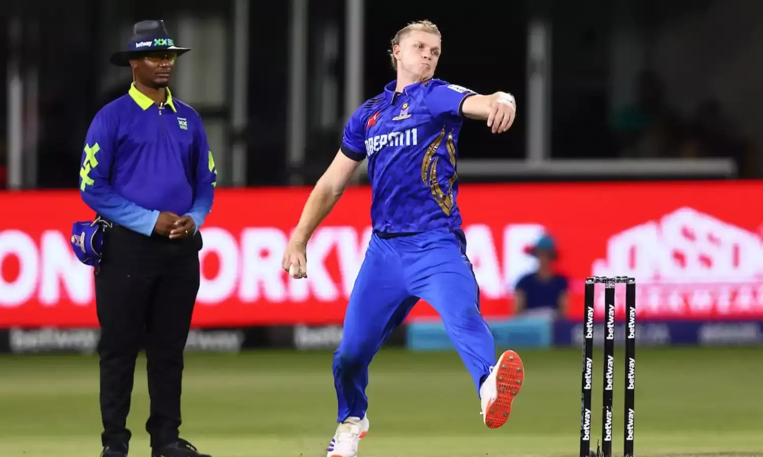 मुंबई इंडियंस ने किया बड़ा ऐलान, इस धाकड़ खिलाड़ी को टीम में किया शामिल...