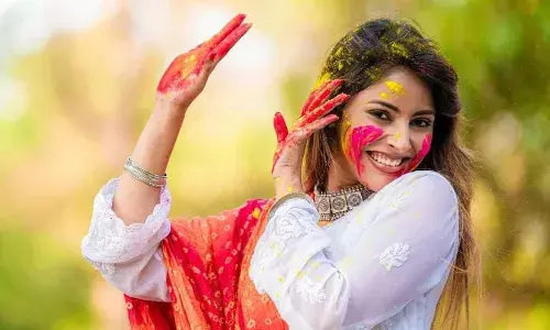 होली पर स्किन और बालों की कैसे करें सुरक्षा, जानें एक्सपर्ट की खास टिप्स