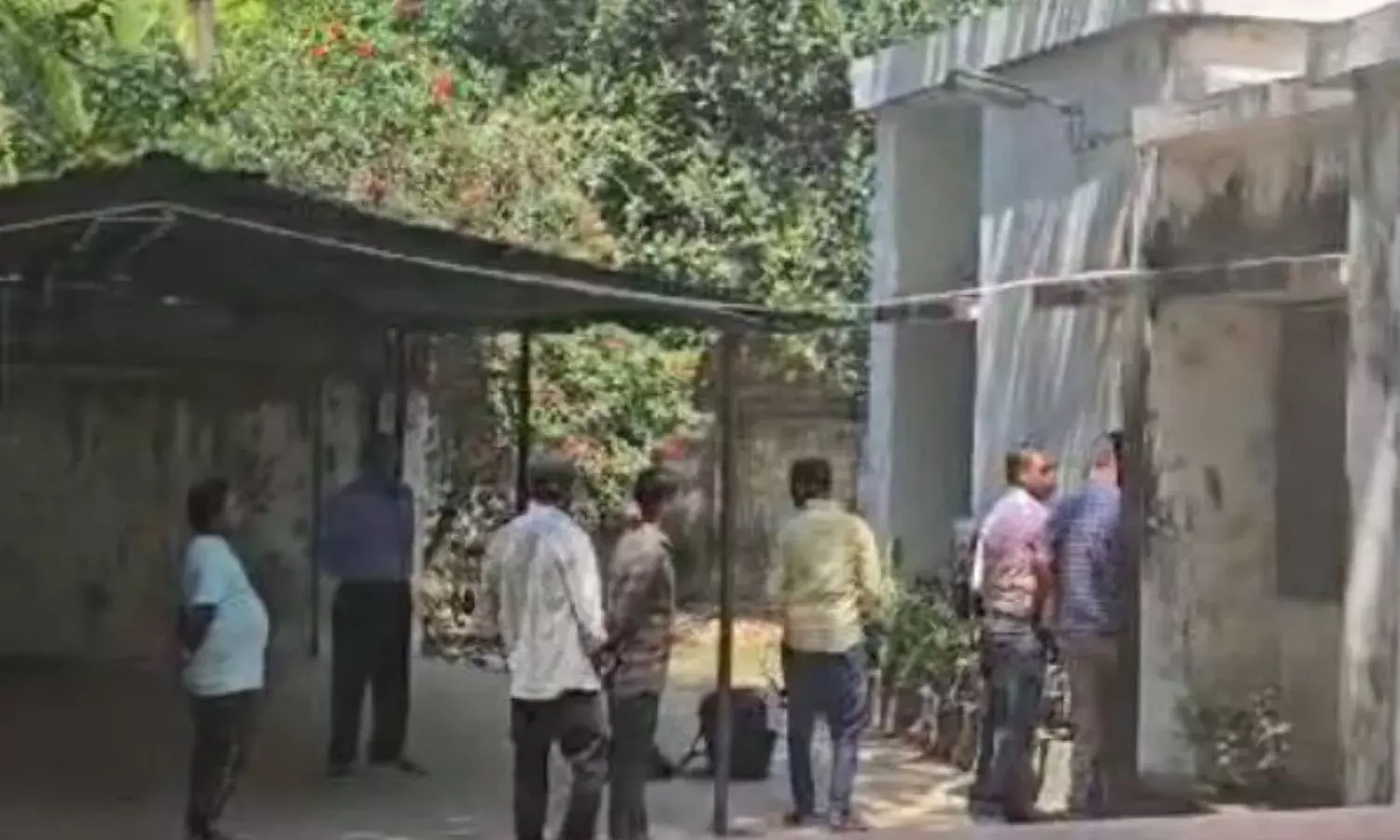 सहायक आयुक्त आनंद सिंह के घर फिर पहुंची ACB-EOW की टीम, भ्रष्टाचार के मामले में की थी छापेमारी