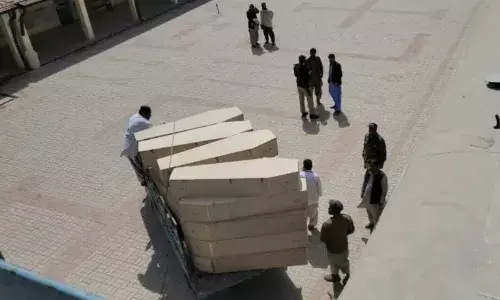 पाकिस्तानी सेना की मुश्किलें बढ़ीं, 200 ताबूत भेजे गए, ऑपरेशन में बड़ी मौतों की आशंका… पाकिस्तानी सेना की मुश्किलें बढ़ीं, 200 ताबूत भेजे गए, ऑपरेशन में बड़ी मौतों की आशंका…