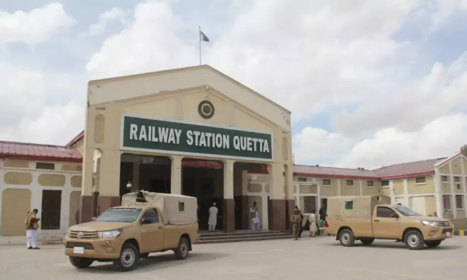 बीएलए और पाक सरकार के अलग-अलग बयानों से मचा सियासी घमासान, क्‍या सच छुपा रही है पाक सरकार…