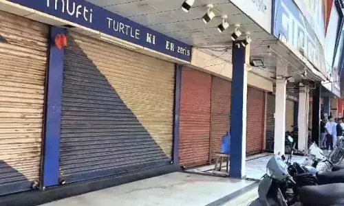 हत्याकांड के विरोध में रीवा में बंद का व्यापक असर