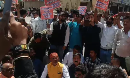 मऊगंज : सनी दुबे की हत्या के खिलाफ ब्राह्मण समाज का प्रदर्शन