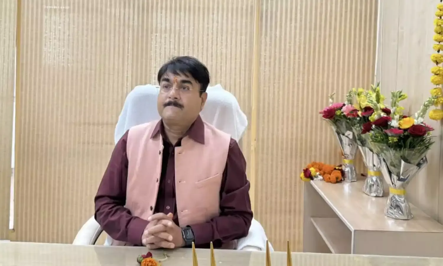 सदन में जवाब देते हुए रो पड़े मंत्री नरेंद्र शिवजी पटेल, सुरक्षा के मुद्दे पर उठा था सवाल