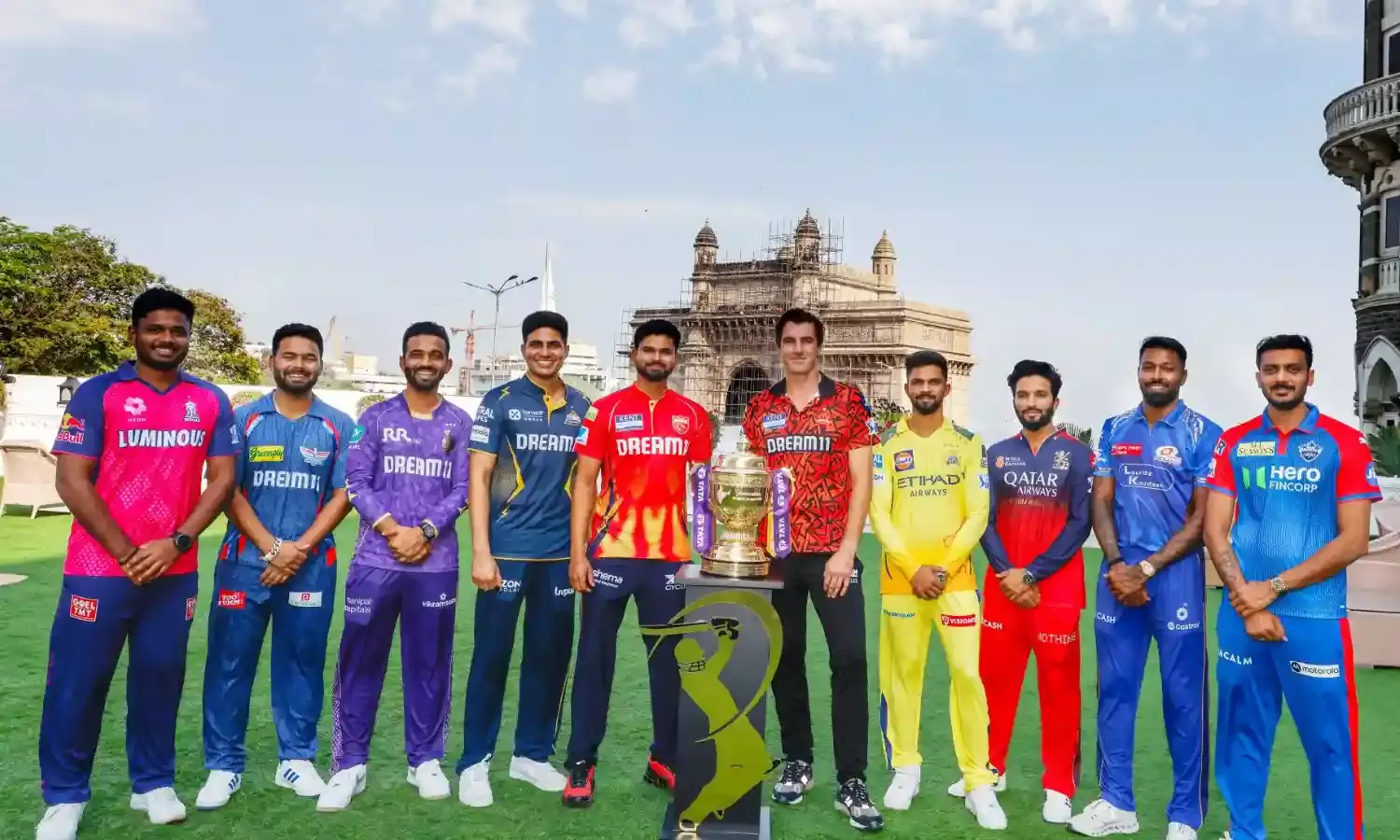 ‘इंडिया का त्योहार’ इस बार होगा और भी जबरदस्त! जानिए आईपीएल  में पहली बार क्या है खास...