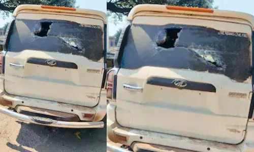 मऊगंज में एक फिर निशाने पर खाकी, थाना प्रभारी की कार पर हमला मऊगंज में एक फिर निशाने पर खाकी, थाना प्रभारी की कार पर हमला