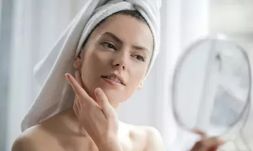 गर्मियों में ड्राई स्किन से राहत पाने के आसान घरेलू उपाय गर्मियों में ड्राई स्किन से राहत पाने के आसान घरेलू उपाय