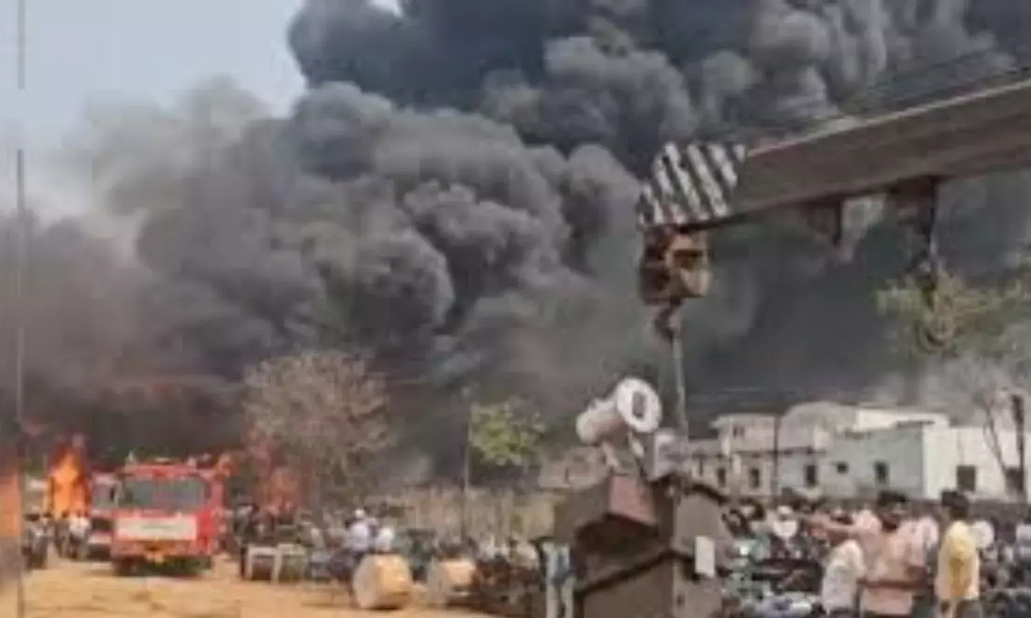 रायगढ़ पावर कंपनी के स्टोर में आग से 400 ट्रांसफॉर्मर जलकर खाक, लाखों का नुकसान