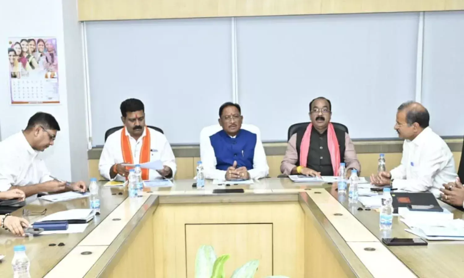 मुख्यमंत्री साय ने जल संकट से निपटने के लिए उठाए ठोस कदम, सौर ऊर्जा और जल संरक्षण को दी प्राथमिकता