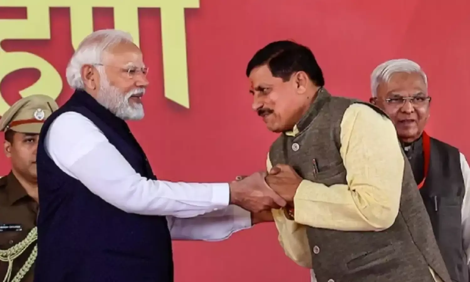 PM मोदी ने दी CM डॉ. मोहन यादव को जन्मदिन की बधाई, कहा - लोगों का जीवन बेहतर बनाने के लिए आपने अनेक पहल की