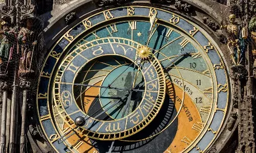 नया साल 1 जनवरी को ही क्यों? जानिए इसके पीछे की रोचक कहानी