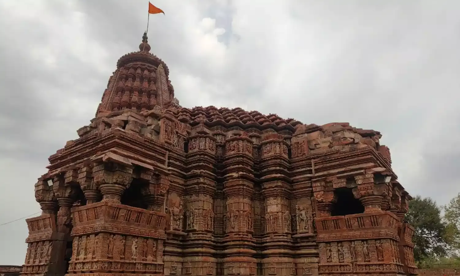 Neelkantheshwar Mandir