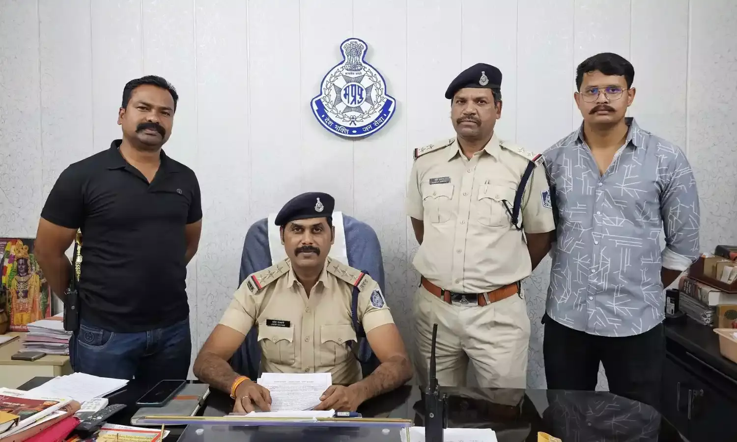 44 किलो गांजा तस्करी के मामले में फरार आदम सुना नक्सल प्रभावित क्षेत्र से गिरफ्तार