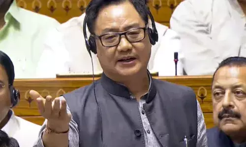 UPA सरकार ने वक्फ को गिफ्ट की थी 123 सम्पत्तियां, किरेन रिजिजू बोले - बिल ले आए नहीं तो पार्लियामेंट भी क्लेम कर लेते...