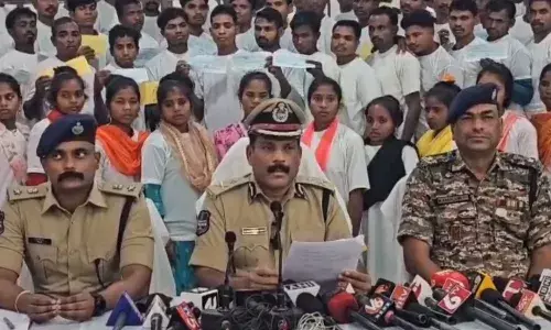 गृहमंत्री शाह के दौरे के बीच 20 महिला समेत 86 माओवादियों ने किया सरेंडर, अधिकांश नक्सली छत्तीसगढ़ से