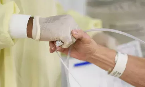 सिस्टम है भ्रष्ट और जनता लापरवाह, झोलाछाप डॉक्टर्स पर सख्त एक्शन की दरकार