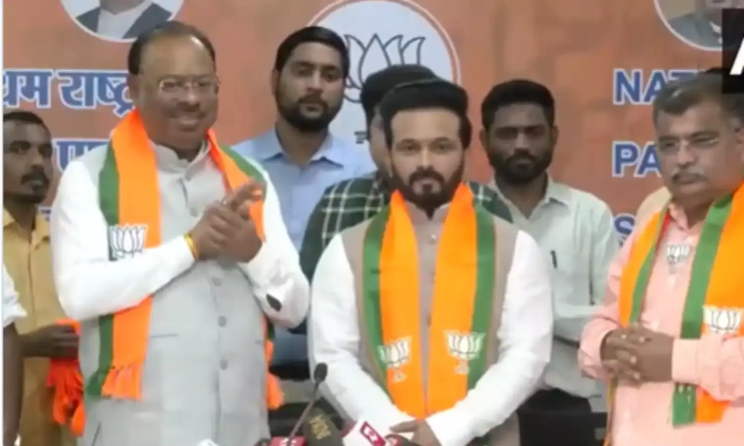 राजनीति में नई पारी की शुरुआत… राजनीति में नई पारी की शुरुआत…