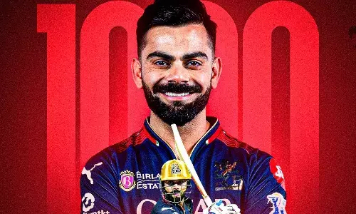 विराट कोहली बने बाउंड्रीज़ के बादशाह, RCB बनाम DC मैच में किया ऐतिहासिक कारनामा