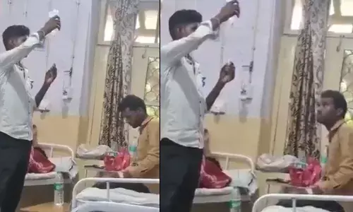 MP में सलाइन स्टैंड की कमी! टीकमगढ़ के बाद अब मंदसौर का वीडियो आया सामने, कांग्रेस बोली - हैरान करने वाला मंजर