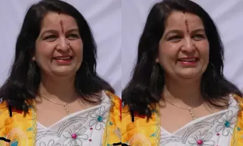 इंदिरा कला संगीत विश्वविद्यालय की नवागत कुलपति का जबरदस्त विरोध… इंदिरा कला संगीत विश्वविद्यालय की नवागत कुलपति का जबरदस्त विरोध…