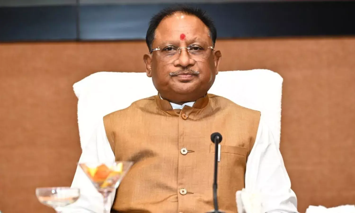 नेशनल हेराल्ड मामले पर बोले CM साय, गांधी परिवार को बचाव की कोशिश कोर्ट में करना चाहिये सड़क पर नहीं नेशनल हेराल्ड मामले पर बोले CM साय, गांधी परिवार को बचाव की कोशिश कोर्ट में करना चाहिये सड़क पर नहीं