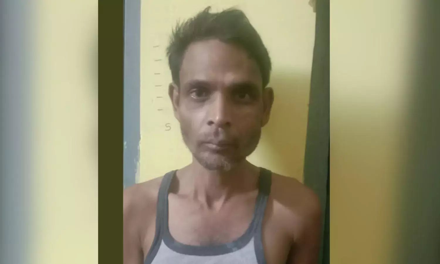 माँ की हत्या करने वाला आरोपी गिरफ्तार, कुत्ते खरीदने के लिए मांग रहा था पैसे माँ की हत्या करने वाला आरोपी गिरफ्तार, कुत्ते खरीदने के लिए मांग रहा था पैसे