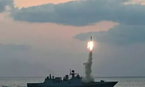 नेवी ने किया अरब सागर में एंटी शिप मिसाइल परीक्षण, संदेश दिया - देश के समुद्री हितों की रक्षा को तैयार