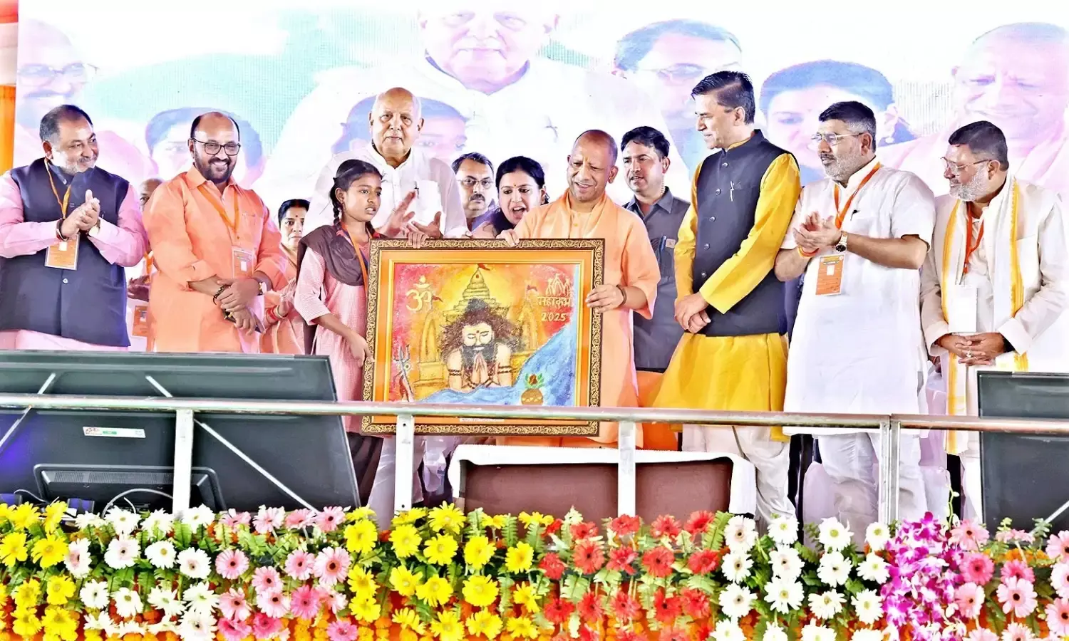 आतंकी हमले को लेकर योगी आदित्यनाथ ने अखिलेश यादव पर उठाए सवाल...