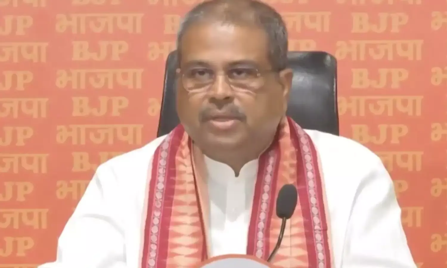 जाति जनगणना को सेंसस में शामिल किए जाने के फैसले पर BJP ने प्रेस कॉन्फ्रेंस कर नेहरू को याद किया