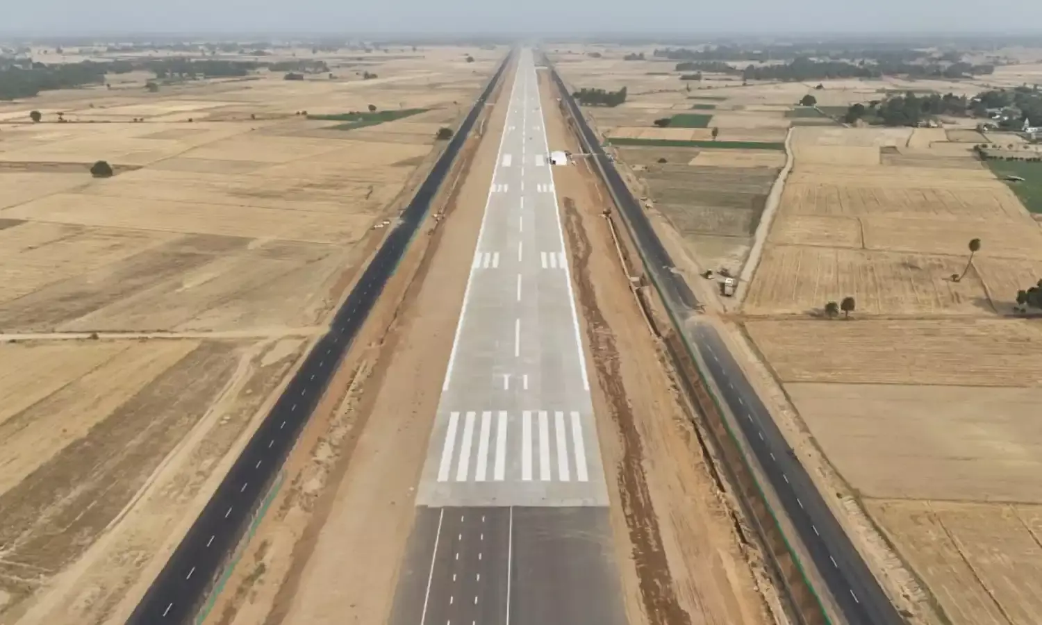 एयर स्ट्रिप पर राफेल, मिराज, मिग से लेकर जगुआर और मिराज करेंगे लैंडिंग…