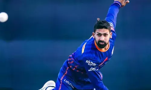 मुंबई इंडियंस ने विग्नेश की जगह टीम में दिया बड़ा मौका, जानिए कौन हैं Raghu Sharma...