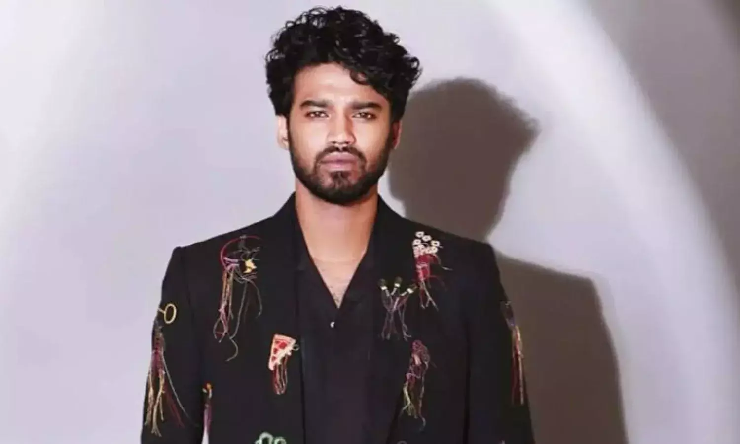 क्या है एक्टर बाबिल खान के वीडियो का सच, टीम ने दी इसके पीछे की सफाई