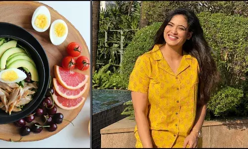 बढ़ती उम्र में भी स्किन रहेगी जवां, कोलेजन बढ़ाने के लिए जरूर खाएं ये फूड