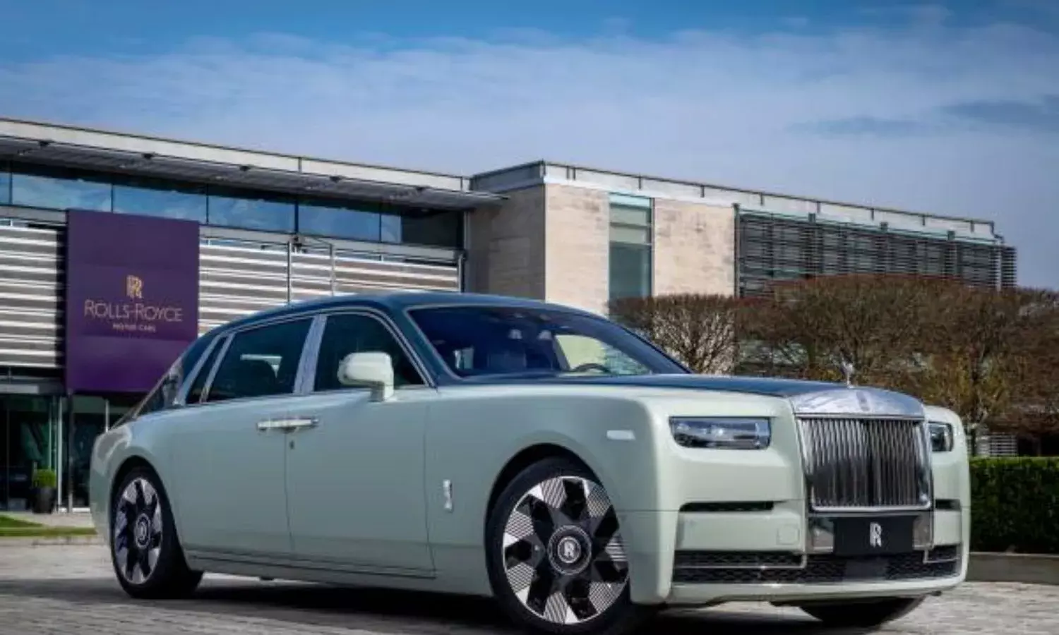 रोल्स रॉयस, लैंड रोवर भारत में जल्द ही होंगी सस्ती, जानिए क्या है वजह