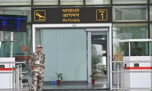 15 मई तक बंद रहेंगे देश के ये 32 हवाई अड्डे, दिल्ली एयरपोर्ट के लिए एडवायजरी जारी 15 मई तक बंद रहेंगे देश के ये 32 हवाई अड्डे, दिल्ली एयरपोर्ट के लिए एडवायजरी जारी